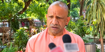 Yogi Adityanath का कांग्रेस पर तीखा प्रहार, Uttar Pradesh में 41 साल से सत्ता से बाहर रहने की दिलाई याद