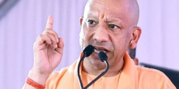 CM Yogi Adityanath का Akhilesh Yadav पर तीखा हमला: राज्यसभा टिकट बेचने और ‘पीडीए’ को बताया ‘परिवार डेवलपमेंट अथॉरिटी’